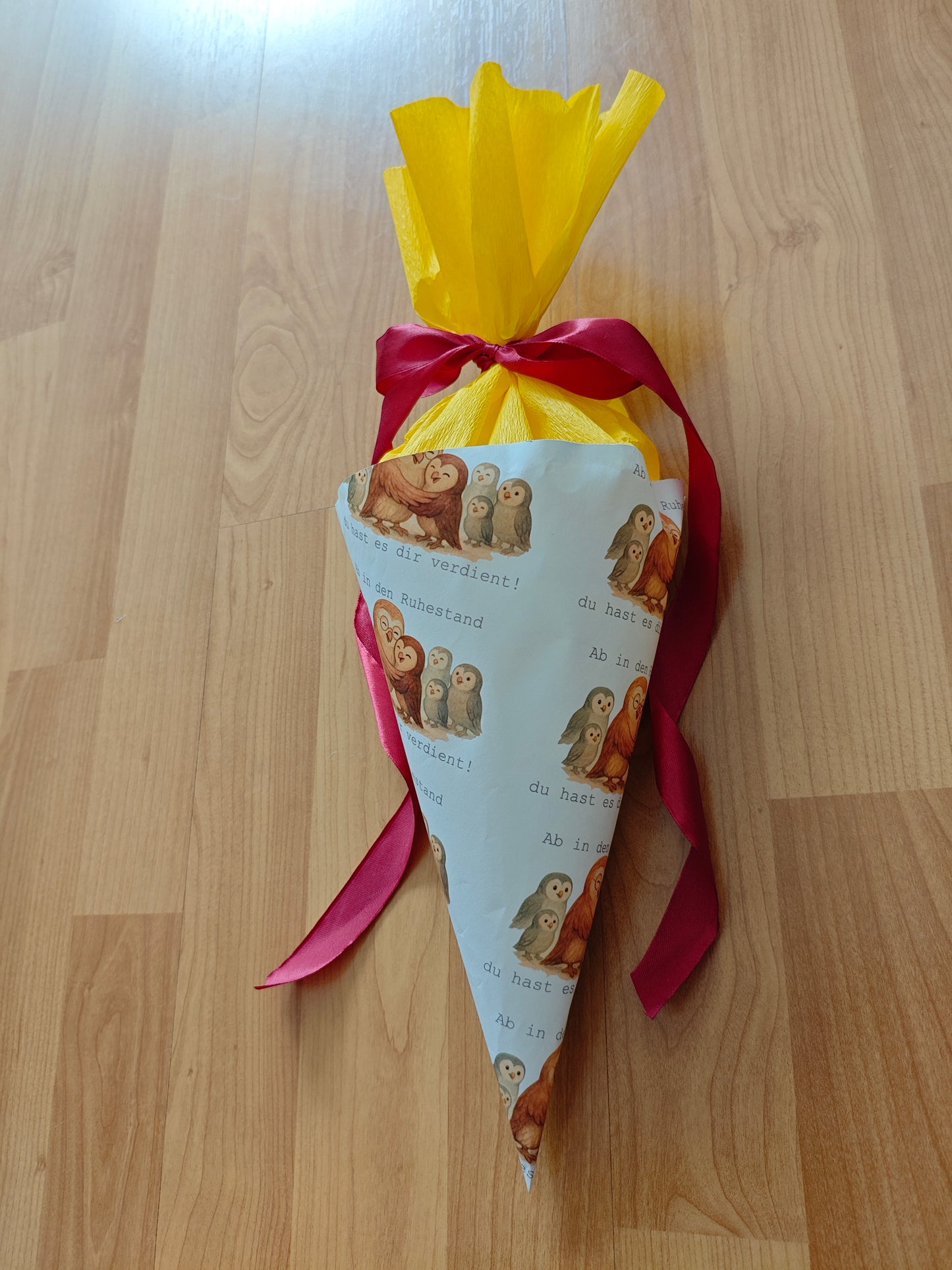 Ruhestandstüte – Herzlich Willkommen im Ruhestand - Goodbye Schule – DIY Schultüte zum selber basteln – Sofort-Download